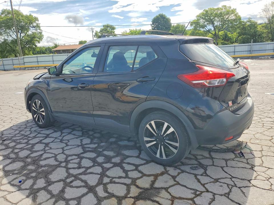 57664396 :رقم المزاد ، 3N1CP5CU1JL533230 vin ، 2018 Nissan Kicks مزاد بيع