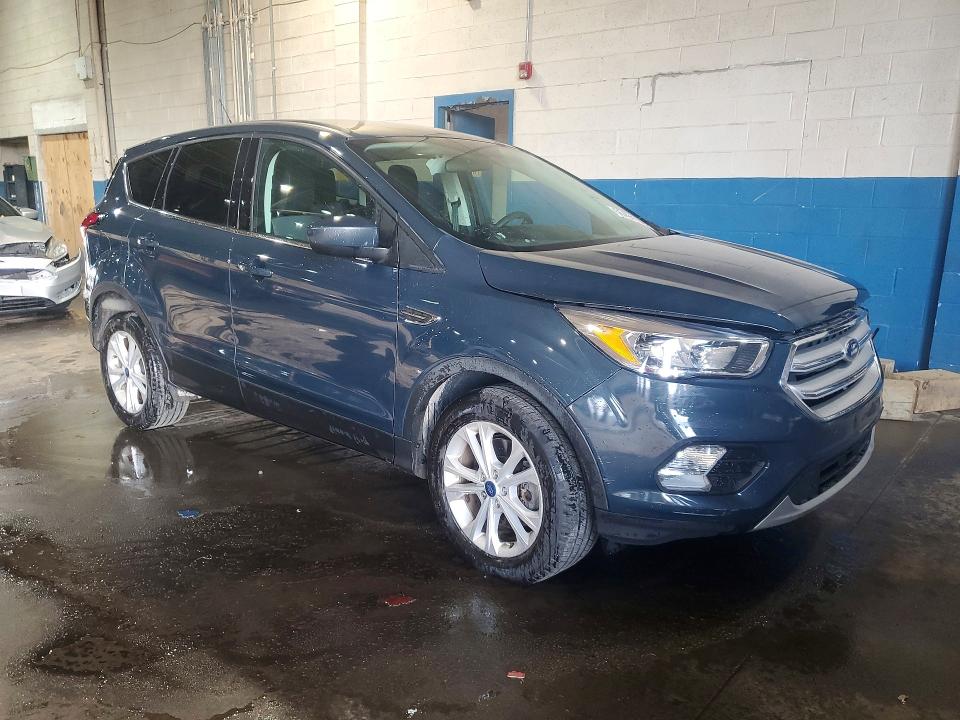 2019 Ford Escape მანქანა იყიდება აუქციონზე, vin: 1FMCU9GD8KUB54879, აუქციონის ნომერი: 56494296