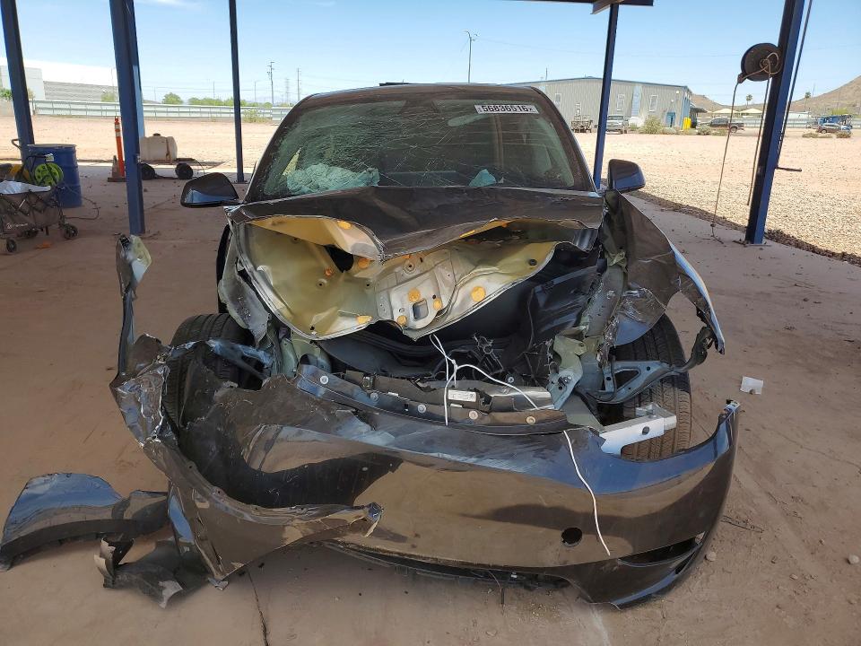 56836516 :رقم المزاد ، 7SAYGDED6SF315457 vin ، 2025 Tesla Model Y مزاد بيع