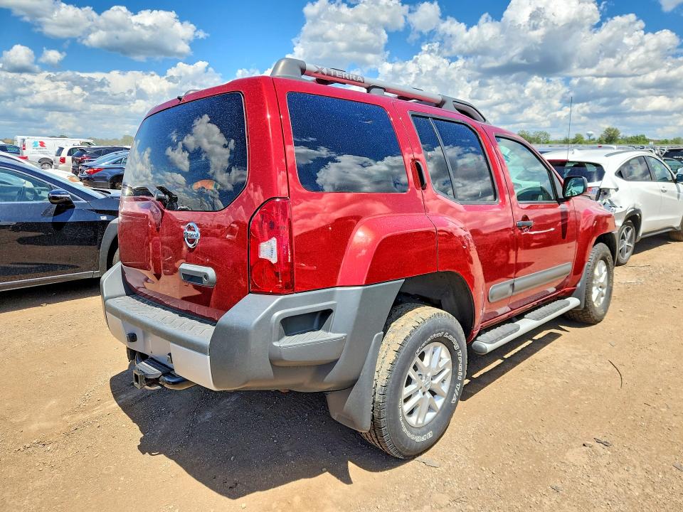 57216136 :رقم المزاد ، 5N1AN0NW8FN662533 vin ، 2015 Nissan Xterra مزاد بيع