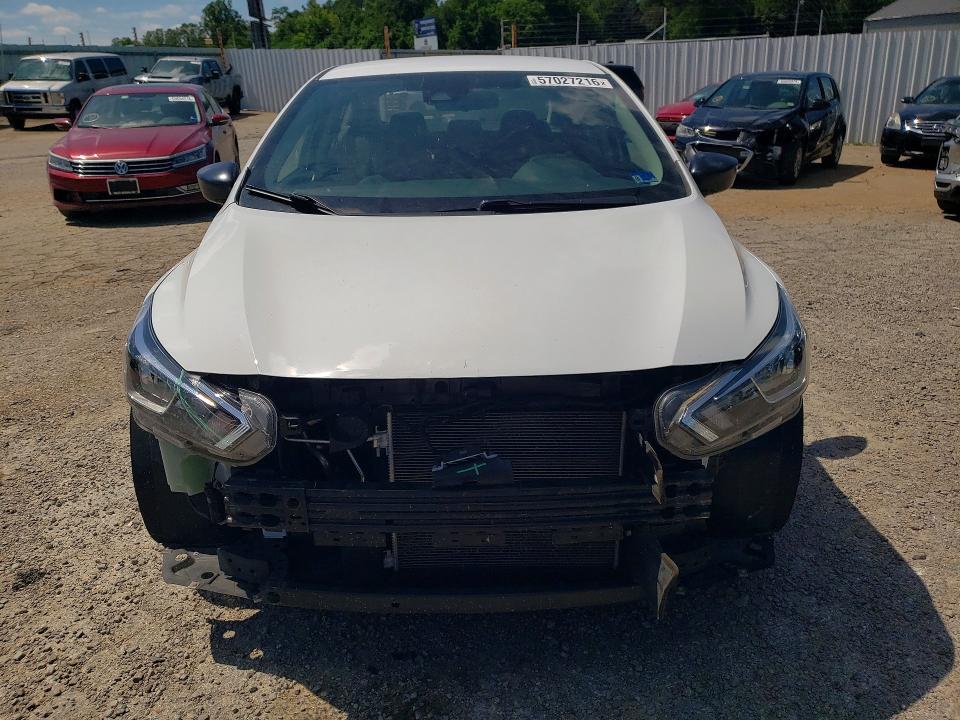 57027216 :رقم المزاد ، 3N1CN8DV9ML810161 vin ، 2021 Nissan Versa مزاد بيع