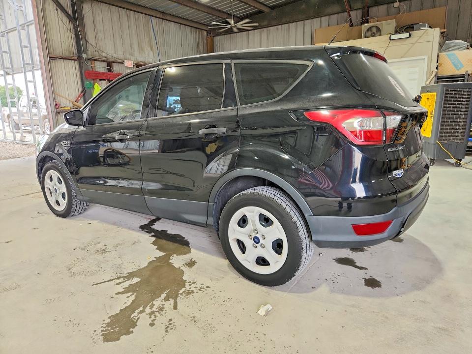 56352916 :رقم المزاد ، 1FMCU0F7XJUA28299 vin ، 2018 Ford Escape مزاد بيع