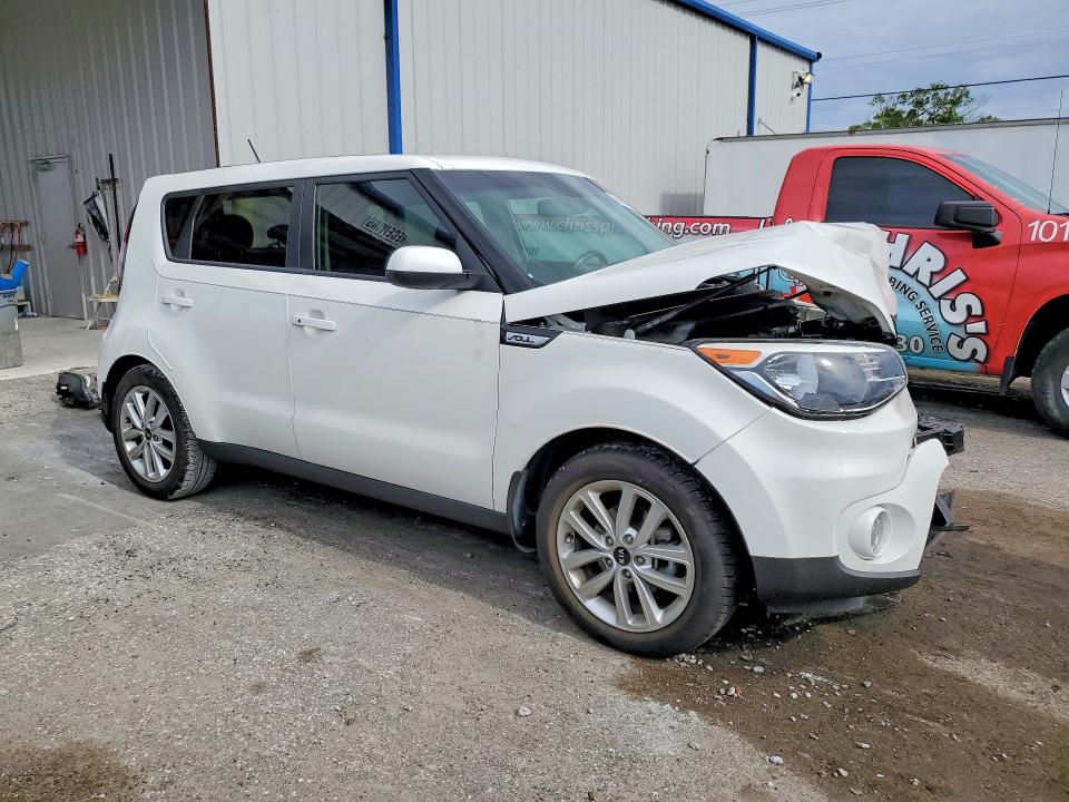 2018 Kia Soul მანქანა იყიდება აუქციონზე, vin: KNDJP3A58J7590372, აუქციონის ნომერი: 56325326