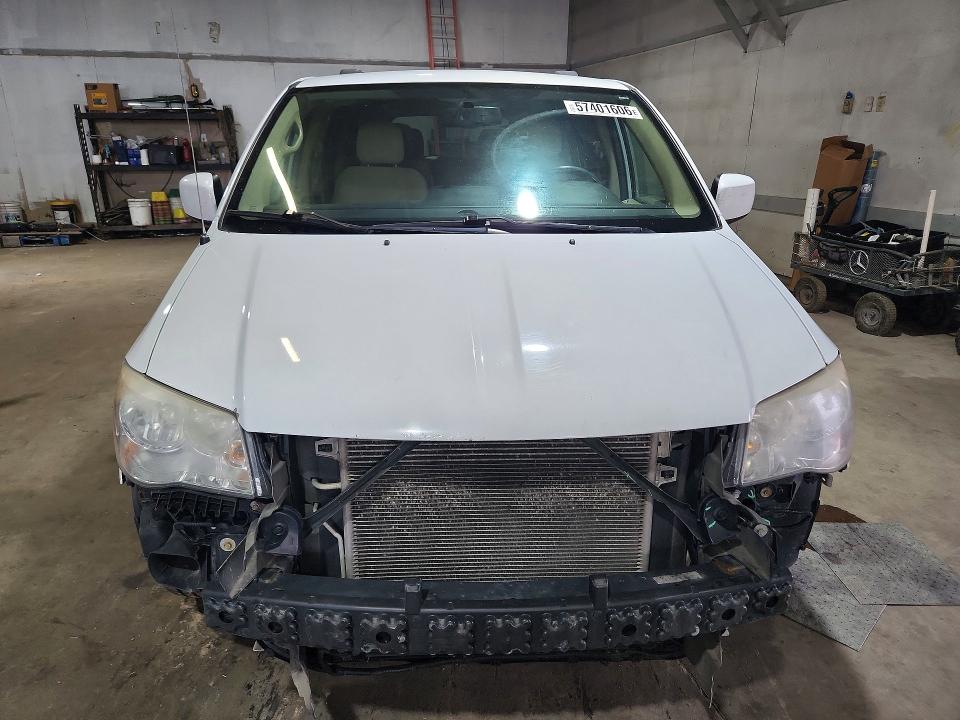 2013 Dodge Grand Caravan მანქანა იყიდება აუქციონზე, vin: 2C4RDGCG3DR811672, აუქციონის ნომერი: 57401606