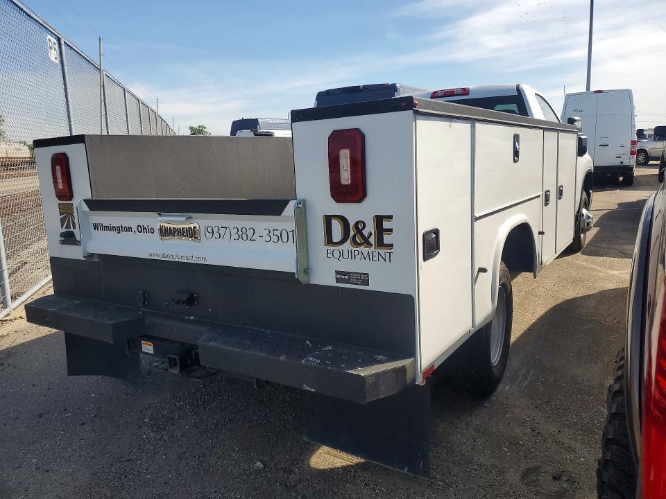 55570256 :رقم المزاد ، 1GB3KSE70SF142054 vin ، 2025 Chevrolet Silverado مزاد بيع