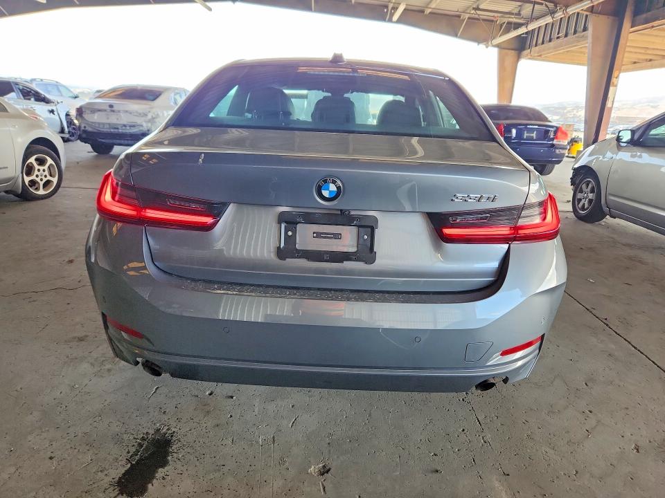 55993056 :رقم المزاد ، 3MW69FF07R8E35382 vin ، 2024 Bmw 330i مزاد بيع