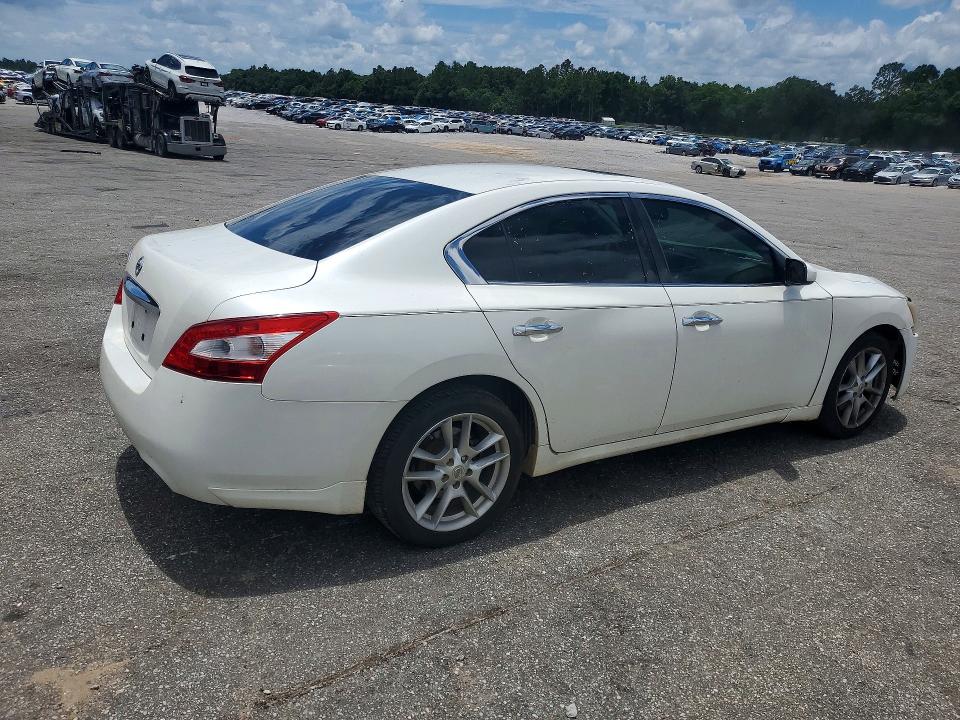 56812666 :رقم المزاد ، 1N4AA5AP6BC864987 vin ، 2011 Nissan Maxima مزاد بيع