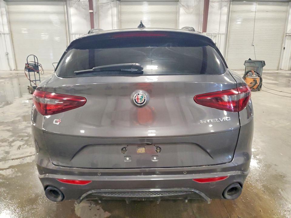57686316 :رقم المزاد ، ZASPAKBN1N7D29635 vin ، 2022 Alfa Romeo Stelvio مزاد بيع