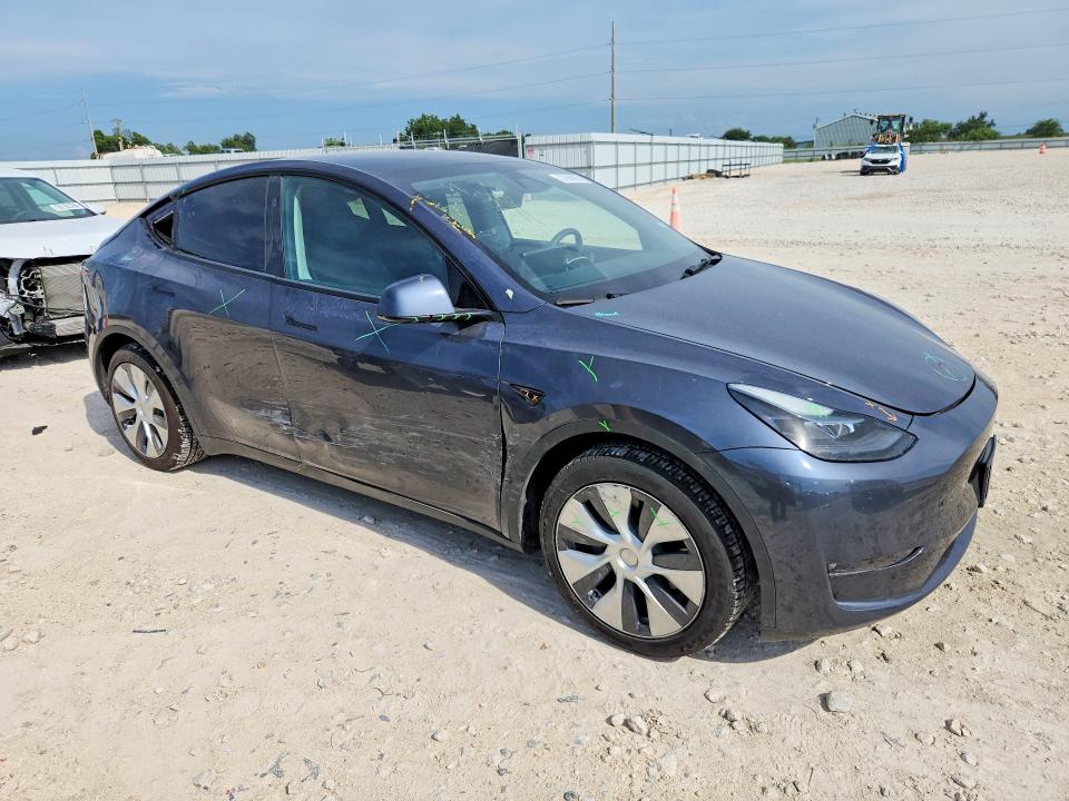 57586456 :رقم المزاد ، 7SAYGDED5PF958132 vin ، 2023 Tesla Model Y مزاد بيع