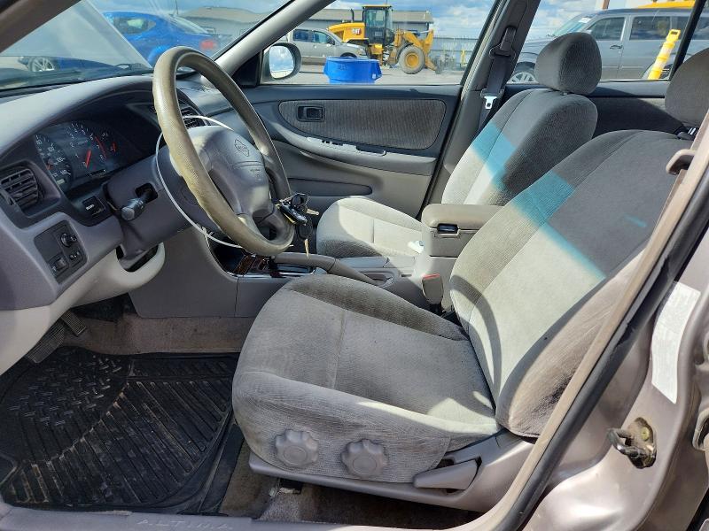 2000 Nissan Altima მანქანა იყიდება აუქციონზე, vin: 1N4DL01DXYC221633, აუქციონის ნომერი: 57005526