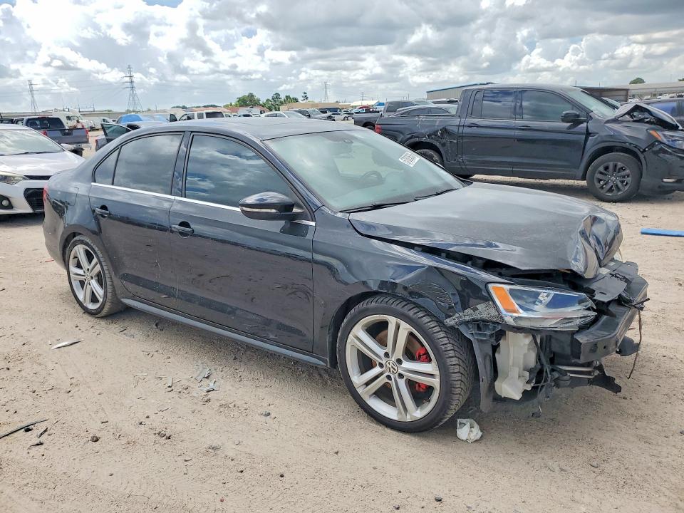 Продажа на аукционе авто 2015 Volkswagen Jetta, vin: 3VW4S7AJ4FM263946, номер лота: 57003636