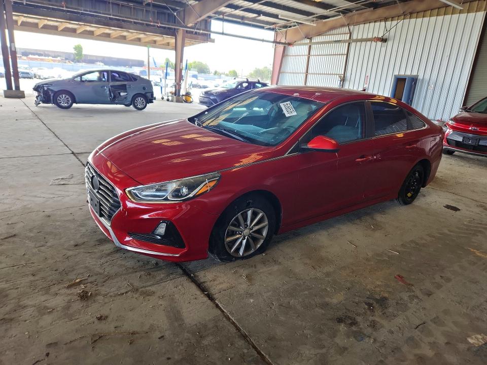 Auction sale of the 2018 Hyundai Sonata, vin: 5NPE24AF2JH598400, lot number: 56368536