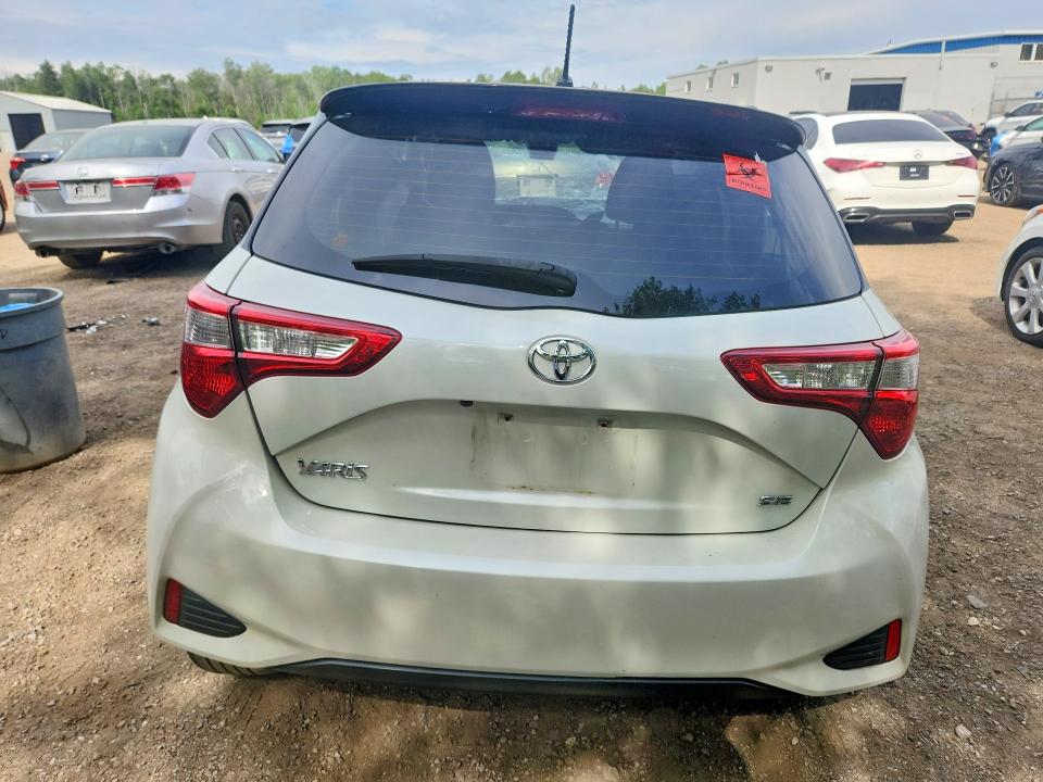 2018 Toyota Yaris 4d მანქანა იყიდება აუქციონზე, vin: VNKKTUD33JA090145, აუქციონის ნომერი: 57224806