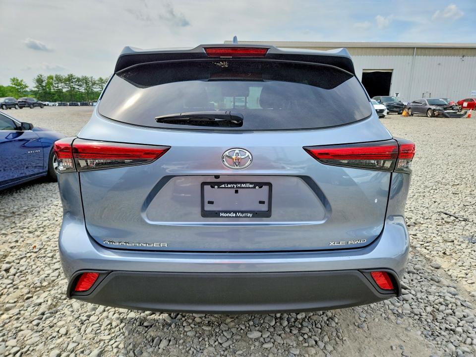 55650116 :رقم المزاد ، 5TDGZRBH5NS241939 vin ، 2022 Toyota Highlander مزاد بيع