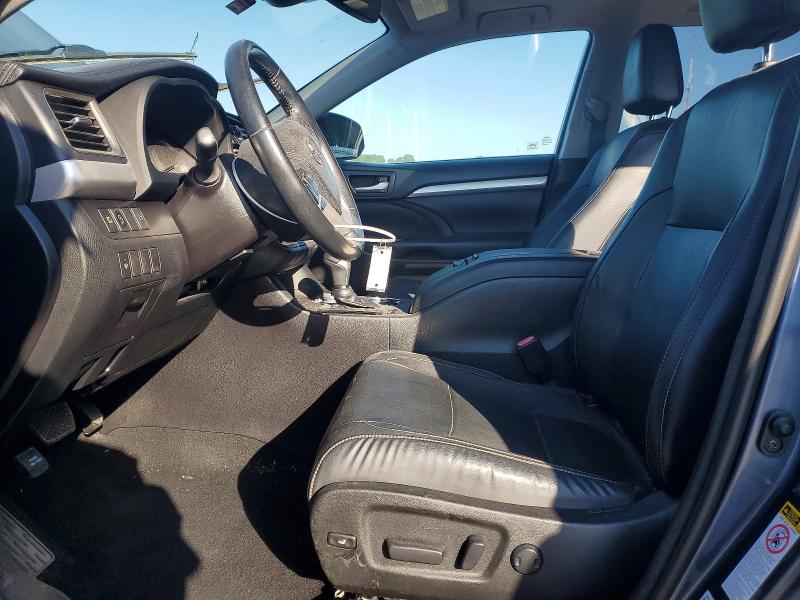 55915836 :رقم المزاد ، 5TDKZRFH7JS280711 vin ، 2018 Toyota Highlander مزاد بيع