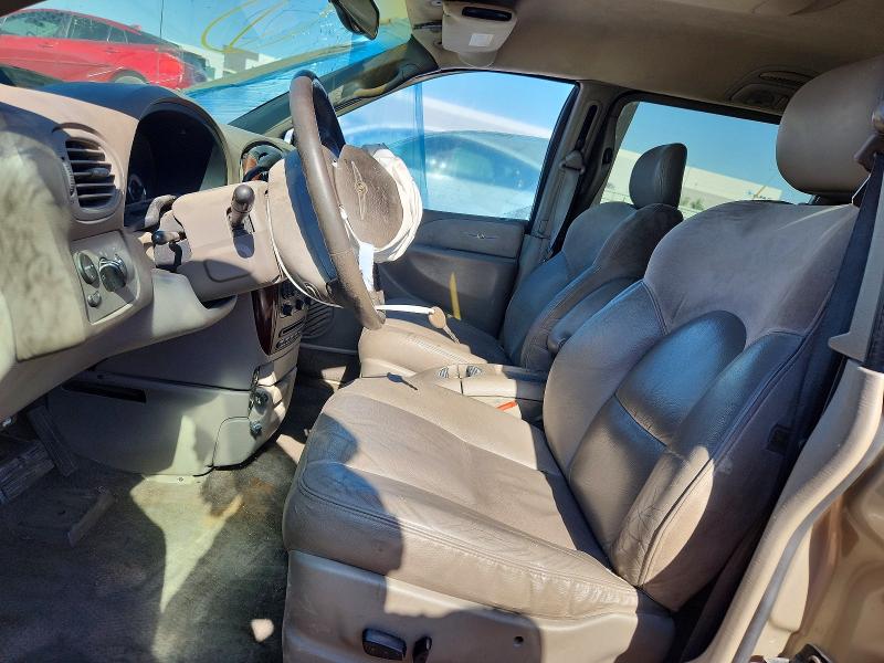56325846 :رقم المزاد ، 2C8GP64L92R613047 vin ، 2002 Chrysler Town & Country مزاد بيع