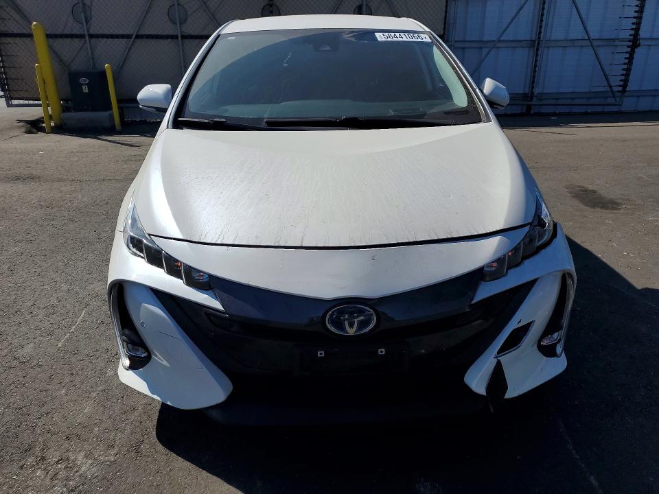 58441066 :رقم المزاد ، JTDKARFPXL3135570 vin ، 2020 Toyota Prius Prime مزاد بيع