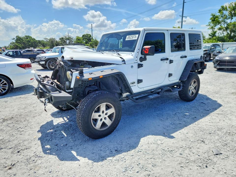 2014 Jeep Wrangler Unlimited მანქანა იყიდება აუქციონზე, vin: 1C4HJWEG7EL159094, აუქციონის ნომერი: 58625876