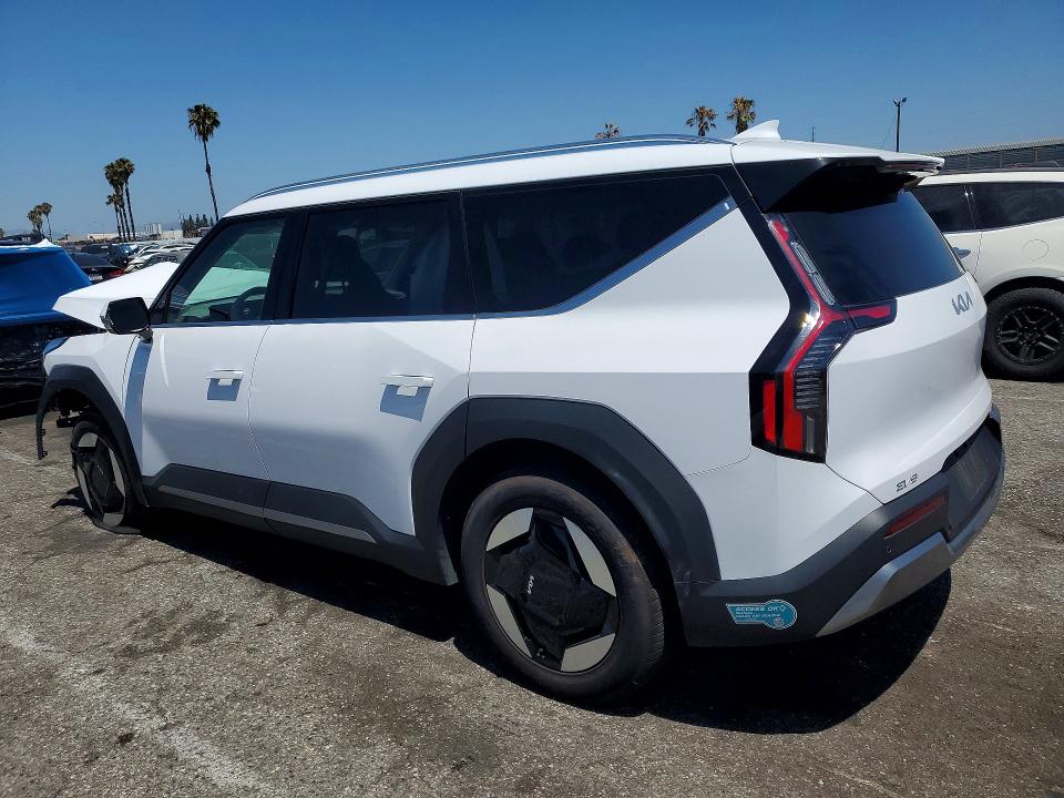 56878646 :رقم المزاد ، 5XYAFFS55SG002998 vin ، 2025 Kia Ev9 مزاد بيع