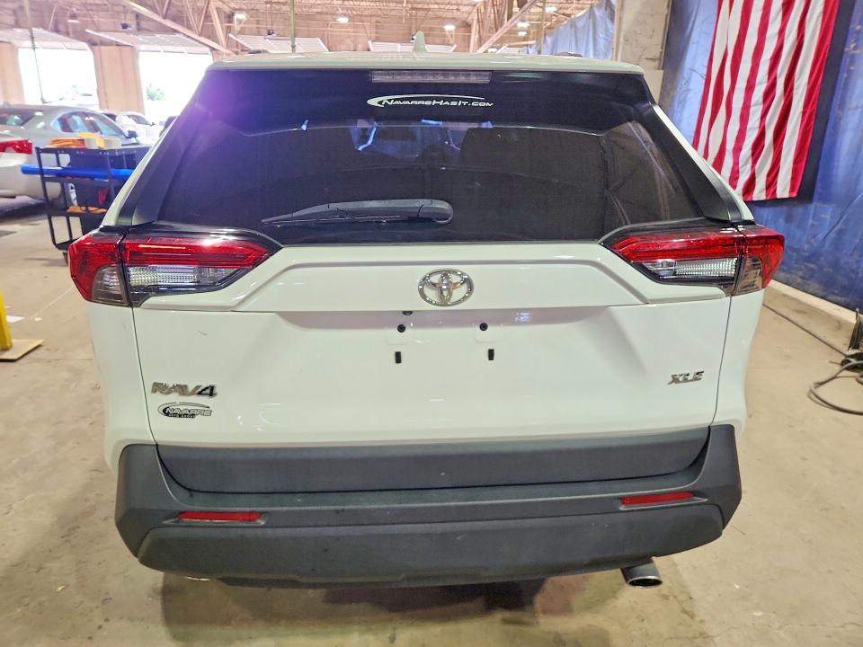 56485126 :رقم المزاد ، 2T3W1RFVXNC184981 vin ، 2022 Toyota Rav4 مزاد بيع