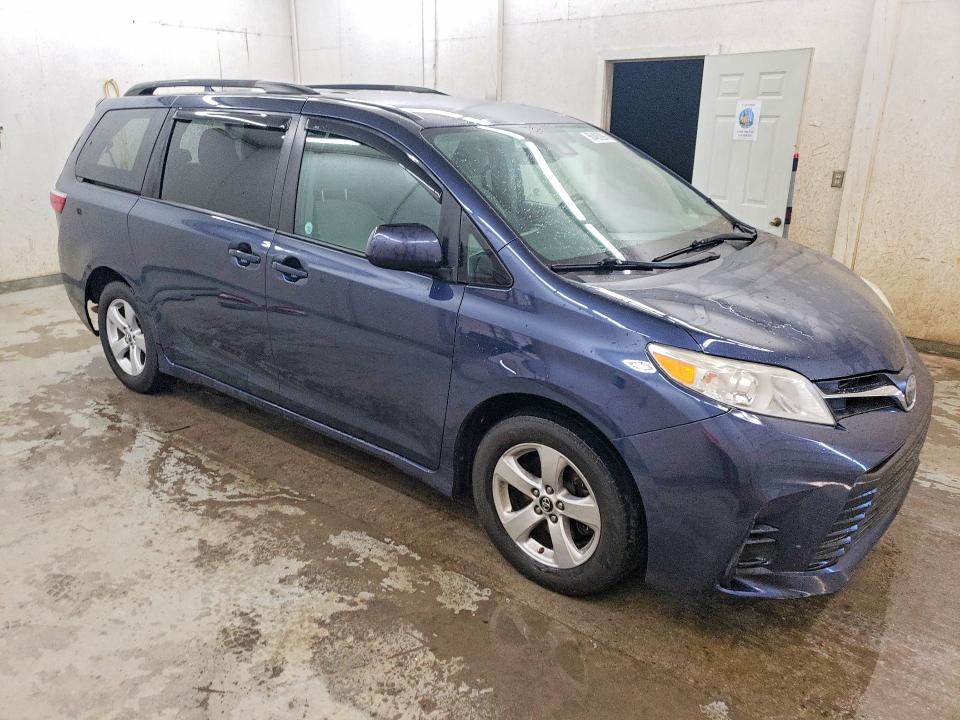 Продаж на аукціоні авто 2018 Toyota Sienna, vin: 5TDKZ3DC6JS960068, номер лоту: 56405896