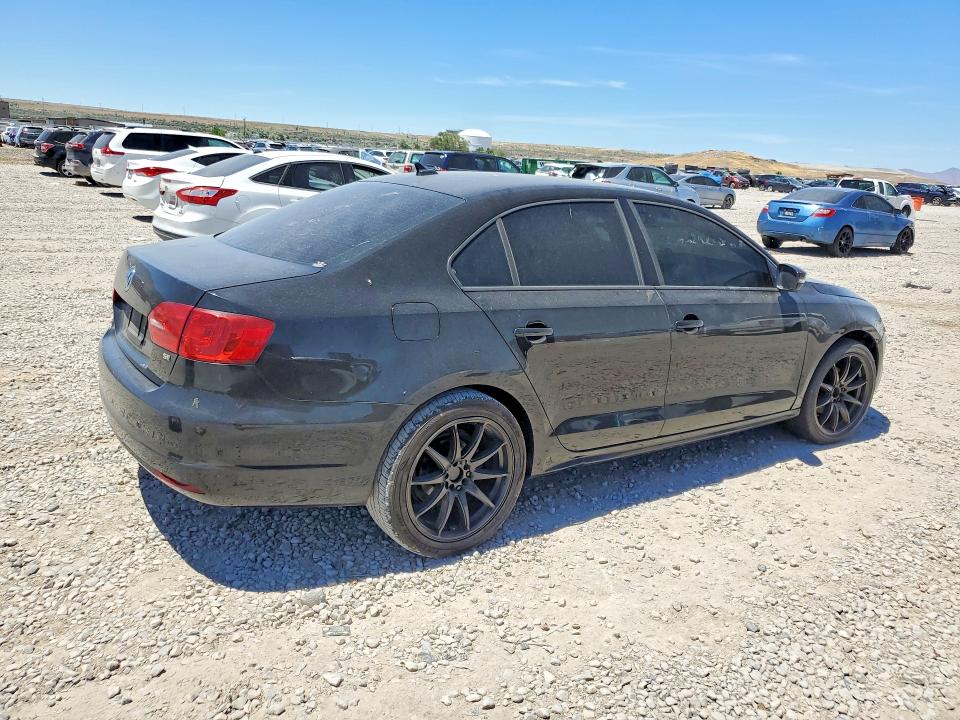 57512936 :رقم المزاد ، 3VWB07AJ3EM226155 vin ، 2014 Volkswagen Jetta مزاد بيع