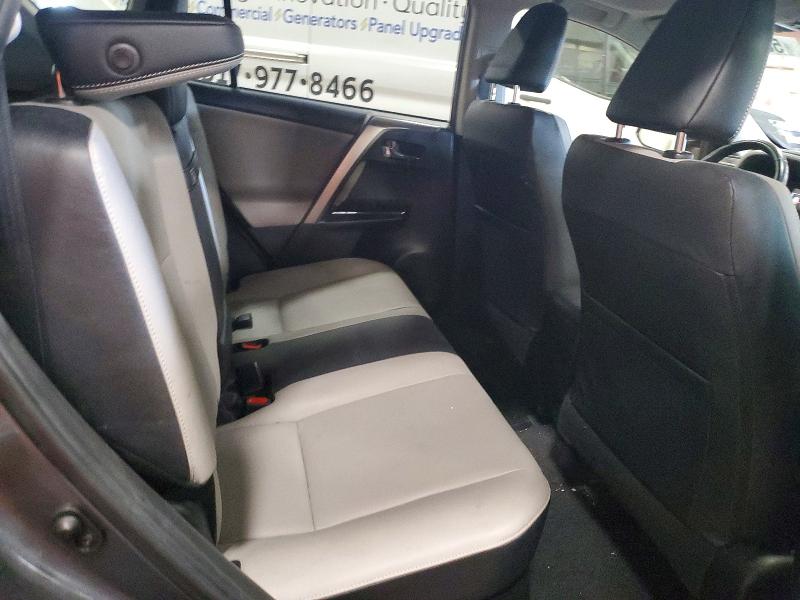58418136 :رقم المزاد ، JTMDJREV0JD186379 vin ، 2018 Toyota Rav4 Hv مزاد بيع