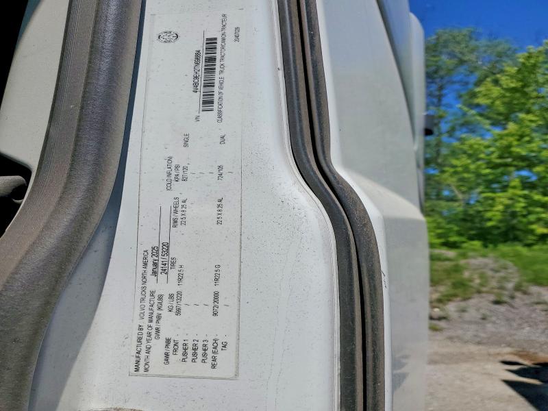 53051716 :رقم المزاد ، 4V4BC9EH2TN698884 vin ، 2026 Volvo Vnl (4) مزاد بيع