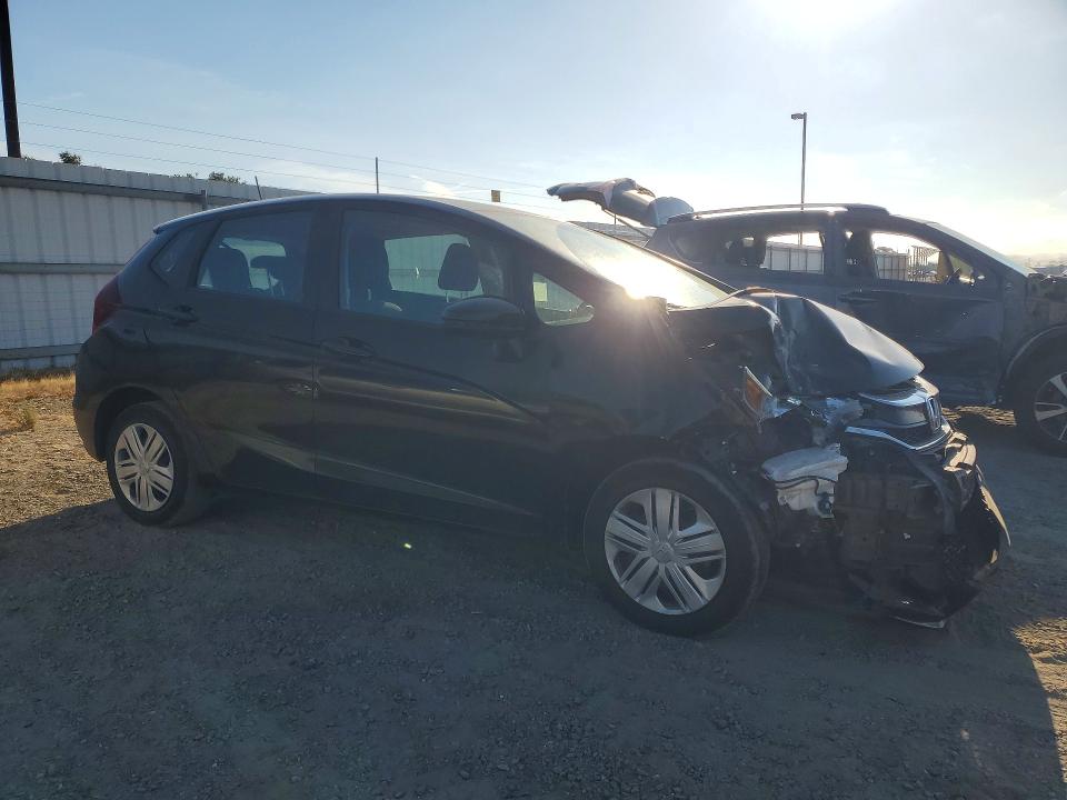 57705226 :رقم المزاد ، 3HGGK5H45KM718304 vin ، 2019 Honda Fit مزاد بيع