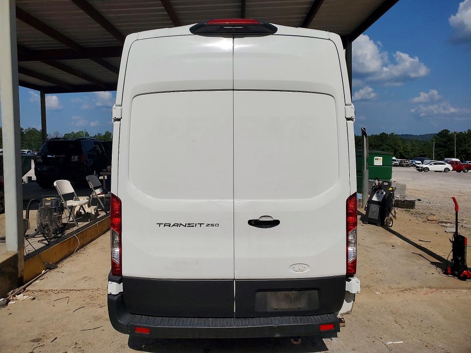 59151676 :رقم المزاد ، 1FTBR1X82MKA60078 vin ، 2021 Ford Transit مزاد بيع