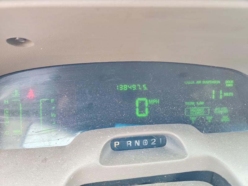Продажа на аукционе авто 2000 Mercury Grand Marquis, vin: 2MEFM75W7YX696467, номер лота: 55859166