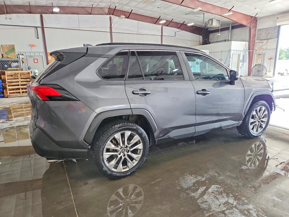 2020 Toyota Rav4 მანქანა იყიდება აუქციონზე, vin: 2T3C1RFV0LC070908, აუქციონის ნომერი: 56247356