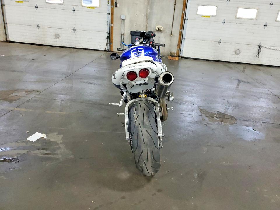 2001 Yamaha Yzfr1 მანქანა იყიდება აუქციონზე, vin: JYARN05E41A010843, აუქციონის ნომერი: 57772766