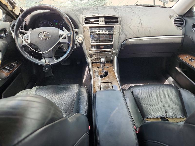56851436 :رقم المزاد ، JTHBF5C28B2101231 vin ، 2011 Lexus Is مزاد بيع