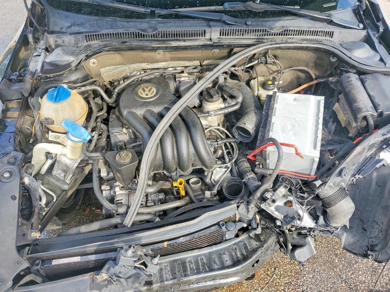 55181536 :رقم المزاد ، 3VW2K7AJ8DM305846 vin ، 2013 Volkswagen Jetta مزاد بيع