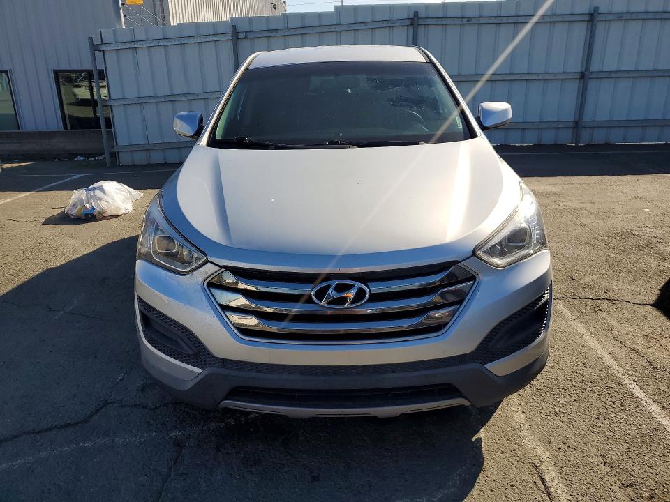 2016 Hyundai Santa Fe Sport მანქანა იყიდება აუქციონზე, vin: 5XYZT3LB5GG350239, აუქციონის ნომერი: 55383596
