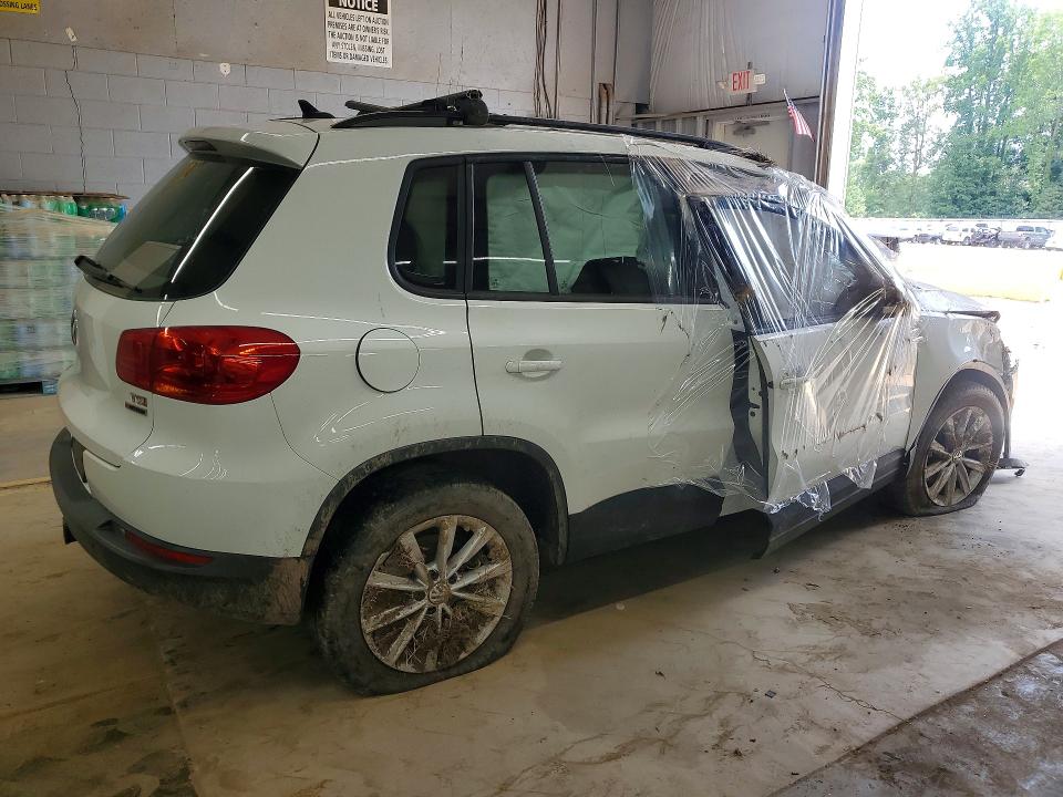 Продажа на аукционе авто 2017 Volkswagen Tiguan, vin: WVGBV7AX3HK052684, номер лота: 58445536