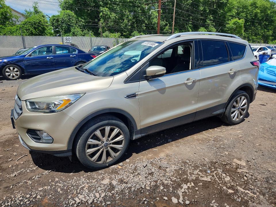 57301986 :رقم المزاد ، 1FMCU9JD6HUC41133 vin ، 2017 Ford Escape مزاد بيع