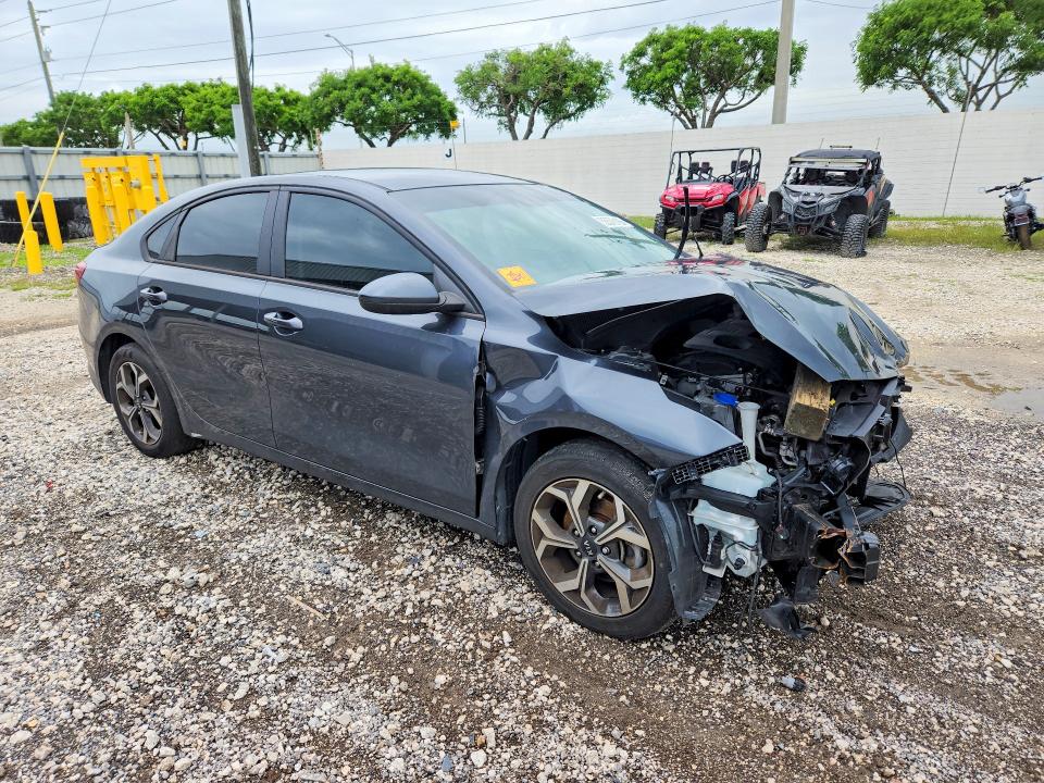55576186 :رقم المزاد ، 3KPF24AD8LE252734 vin ، 2020 Kia Forte مزاد بيع
