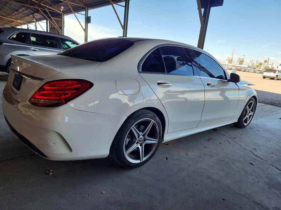 57886496 :رقم المزاد ، 55SWF4JBXJU279538 vin ، 2018 Mercedes-benz C مزاد بيع