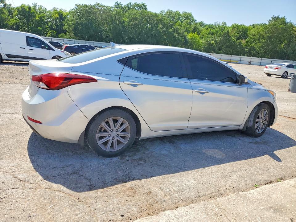 2015 Hyundai Elantra მანქანა იყიდება აუქციონზე, vin: KMHDH4AE3FU323242, აუქციონის ნომერი: 56360256