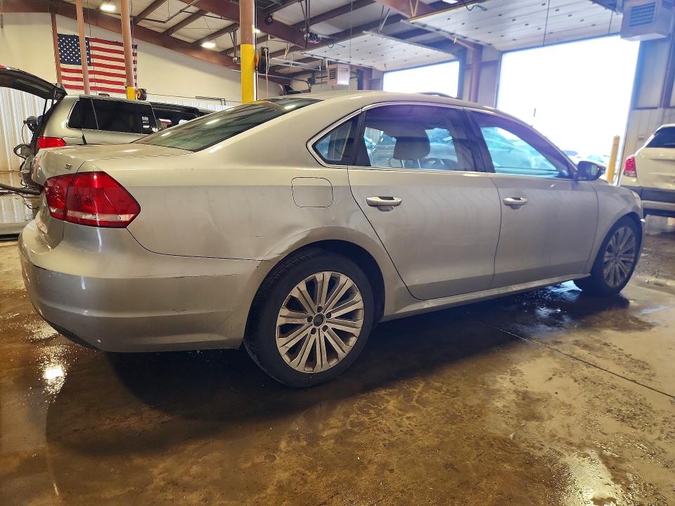Продажа на аукционе авто 2012 Volkswagen Passat, vin: 1VWBP7A33CC014125, номер лота: 55969716