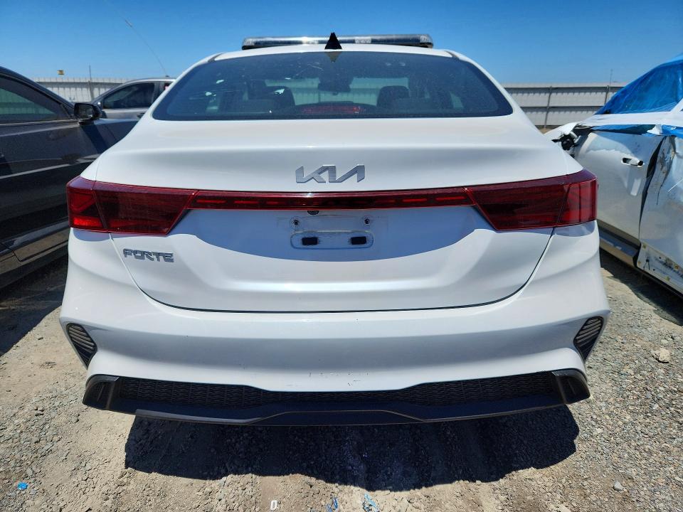 55849326 :رقم المزاد ، 3KPF24AD2RE836233 vin ، 2024 Kia Forte مزاد بيع