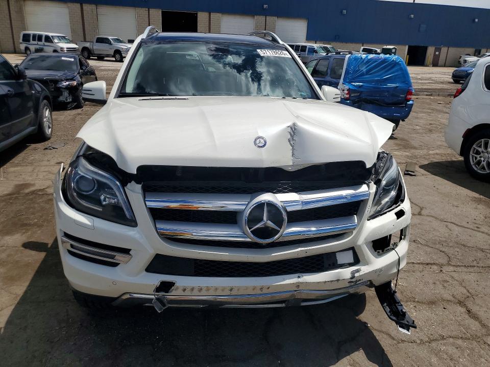 Продажа на аукционе авто 2015 Mercedes-benz Gl, vin: 4JGDF6EE3FA508050, номер лота: 57178626