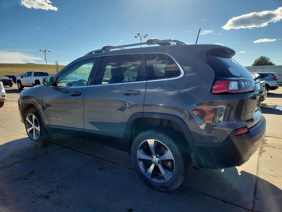56639226 :رقم المزاد ، 1C4PJMDX4LD555654 vin ، 2020 Jeep Cherokee مزاد بيع