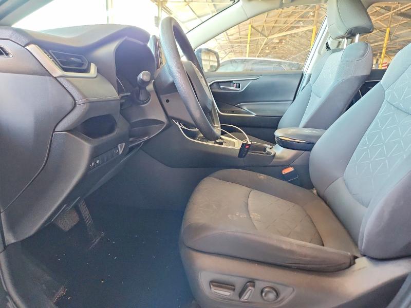 2021 Toyota Rav4 Hybrid მანქანა იყიდება აუქციონზე, vin: 2T3R6RFVXMW005706, აუქციონის ნომერი: 58985416