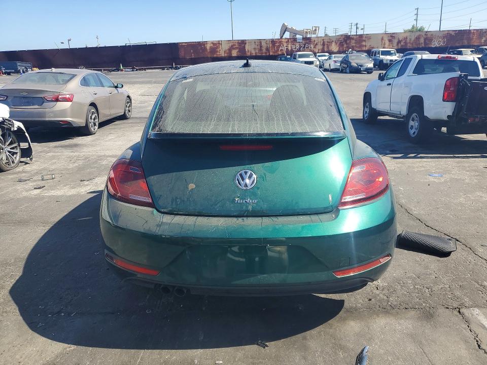 Aukcja sprzedaży 2018 Volkswagen Beetle, vin: 3VWFD7ATXJM714746, numer aukcji: 59116826