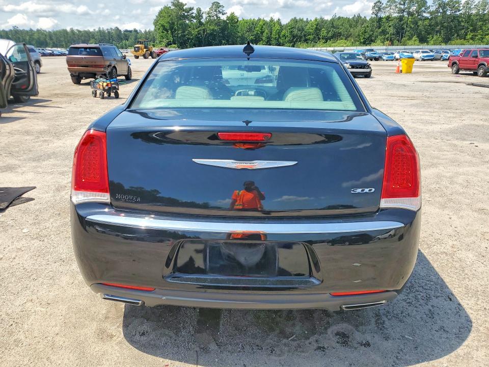 Продажа на аукционе авто 2015 Chrysler 300, vin: 2C3CCAAG7FH864378, номер лота: 55040186
