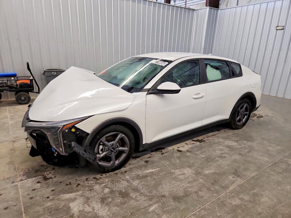 58274666 :رقم المزاد ، 3KPFT4DE9TE285064 vin ، 2026 Kia K4 مزاد بيع