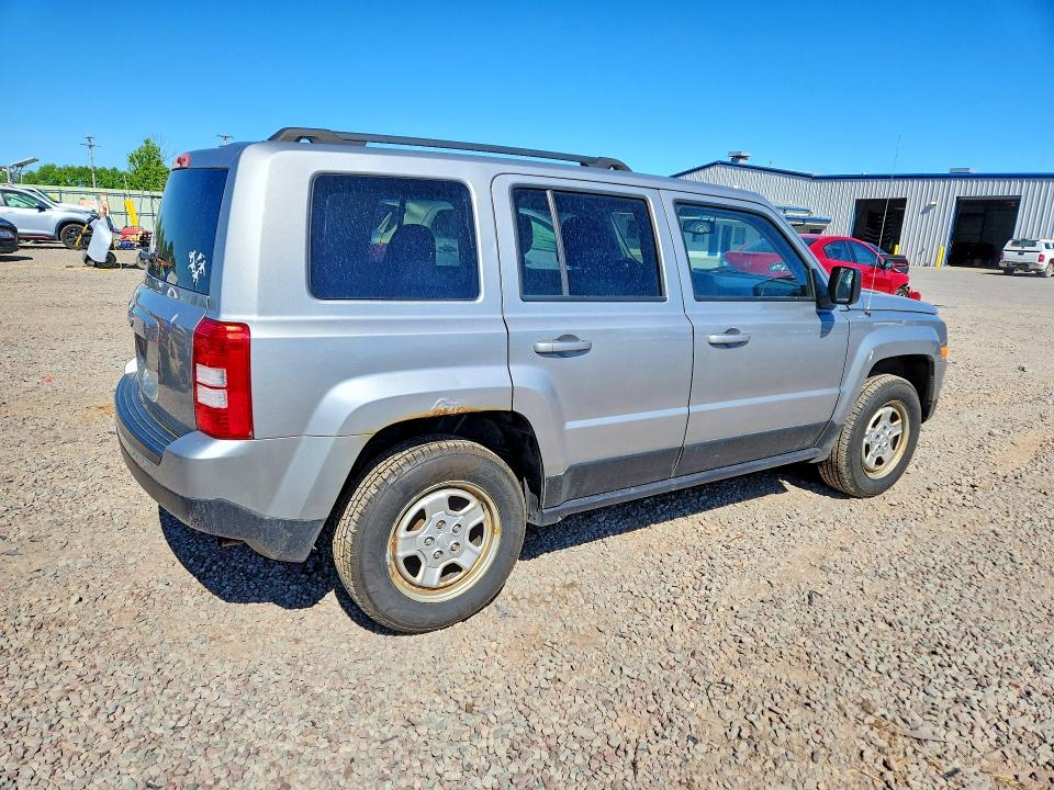 55417666 :رقم المزاد ، 1C4NJRBB7HD143814 vin ، 2017 Jeep Patriot مزاد بيع